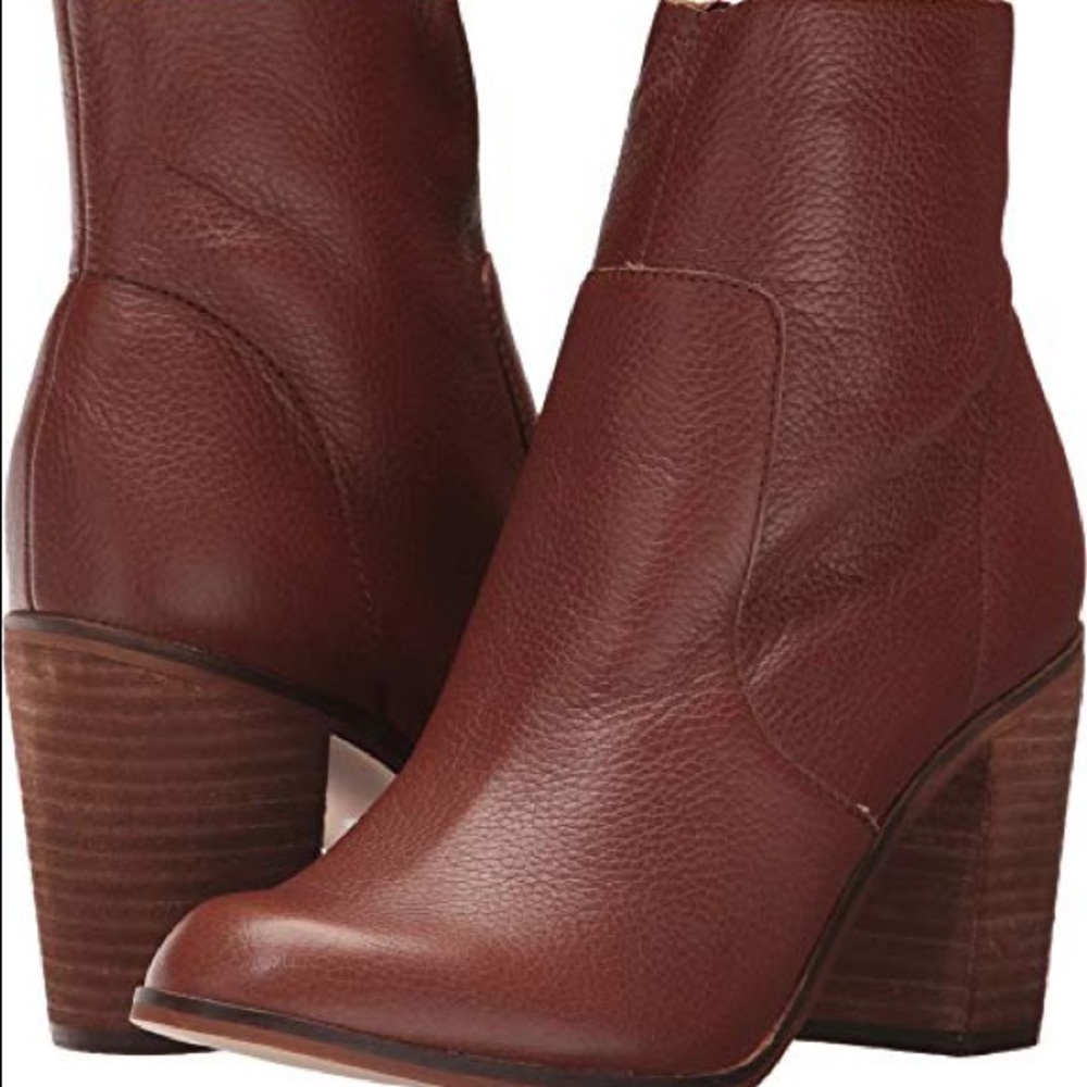 Dr. Scholl’s Preston Bootie